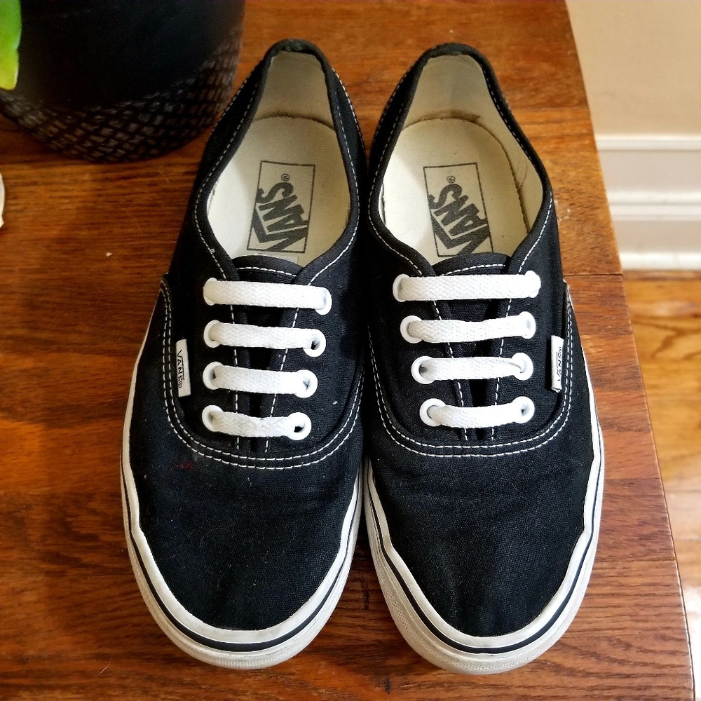 Vans old skool skate shoes